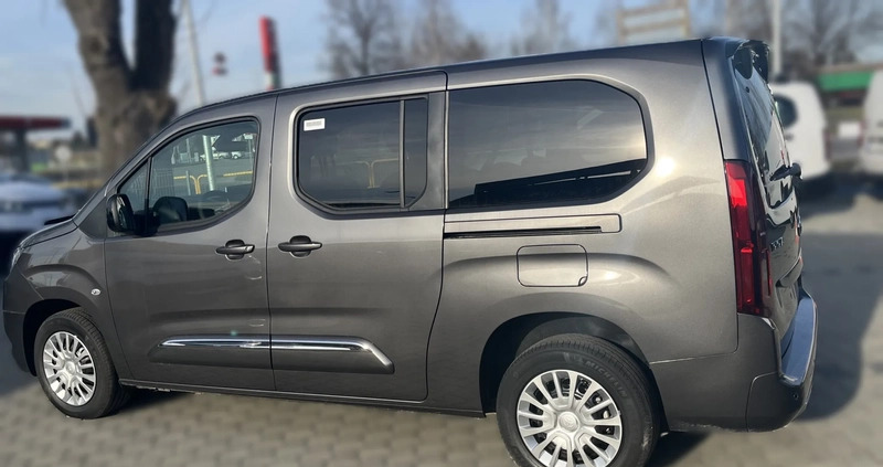 Toyota Proace City Verso cena 131900 przebieg: 7, rok produkcji 2023 z Małogoszcz małe 46